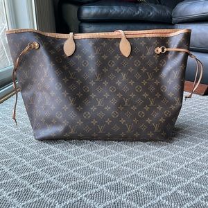 Authentic Louis Vuitton Neverfull GM Monogram Cherry-Lined Tote